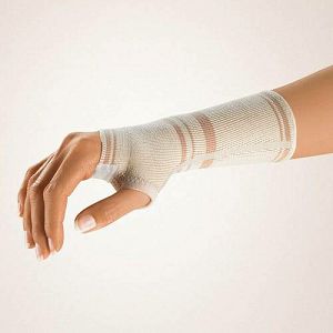 Bort bandaža za ručni zglob s otvorom za palac